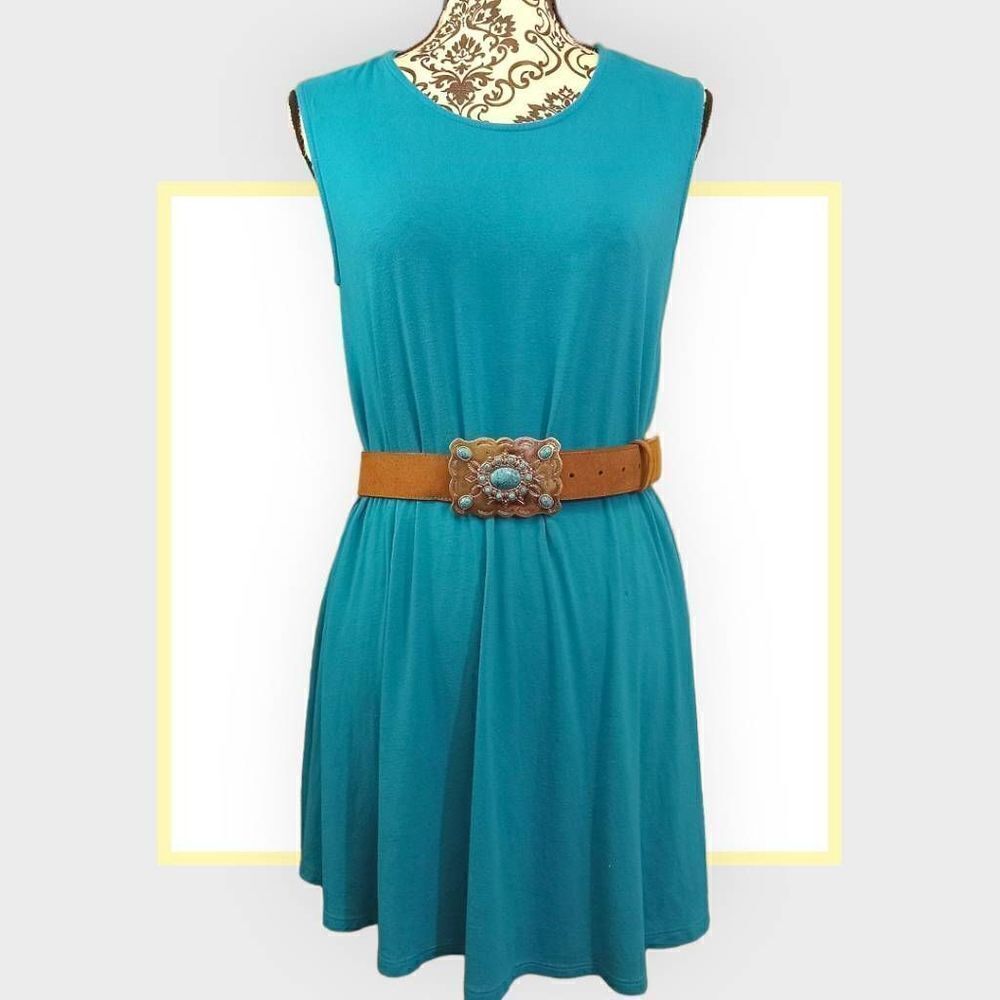 Faded Glory Boho Style Leather Belt With Turquoise Accented Silver Buckle.